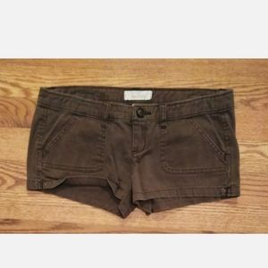 Hollister Chino Shorts Women's Size: 1